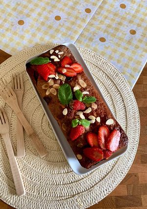 Une photo de ☆Cake au Yaourt et aux Fraises ☆