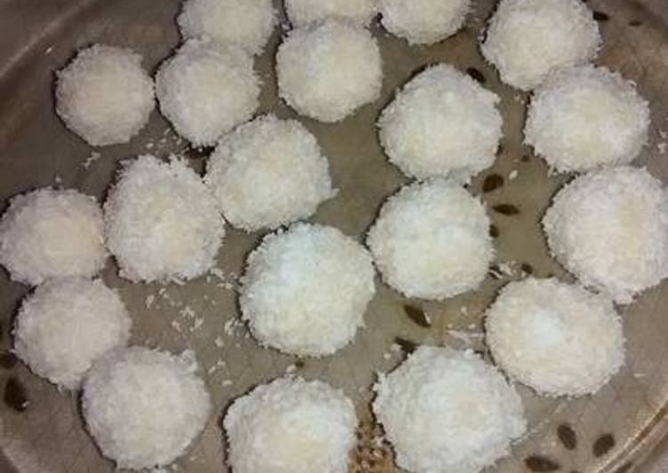 Trufas de chocolate blanco y coco