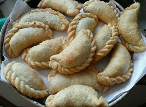 Una foto de Masa para empanadas fritas