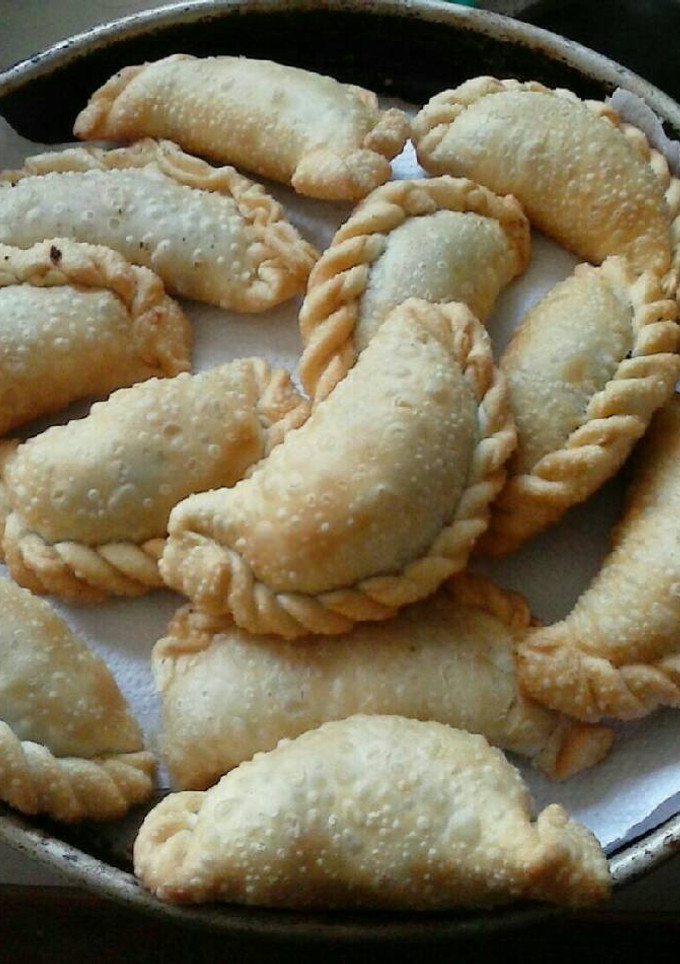 Una foto de Masa para empanadas fritas