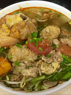 Hình của món Bún riêu cua miền Bắc.