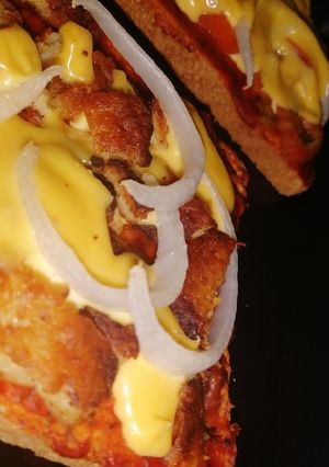 صورة لوصفة بيتزا بخبز 🍕 التوست 🍞