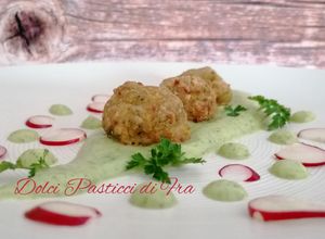 Foto di Polpette di vitello e zucchine su crema di zucchine