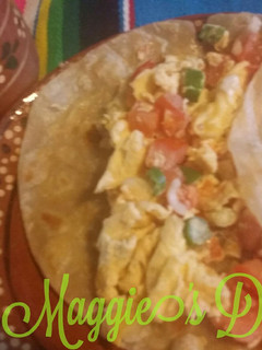 Una foto de Huevos a la Mexicana