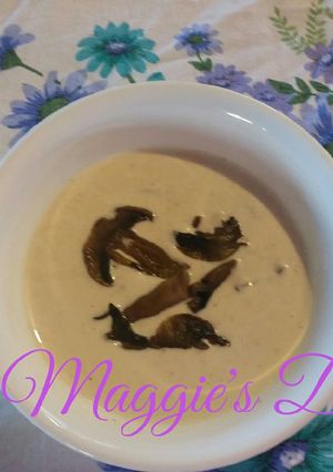 Una foto de Crema de Champiñones a la mexicana