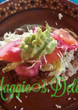 A picture of Chilorio with Pork Leg.