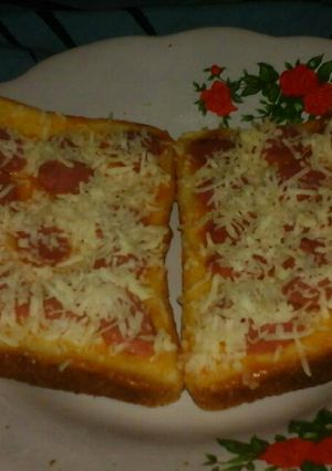 Foto resep Pizza roti tawar simple bingittss