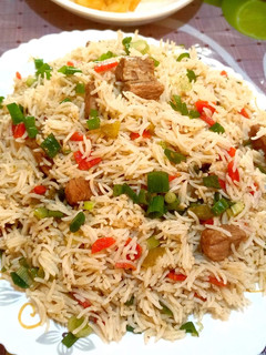A picture of Chinese beef Pulao.