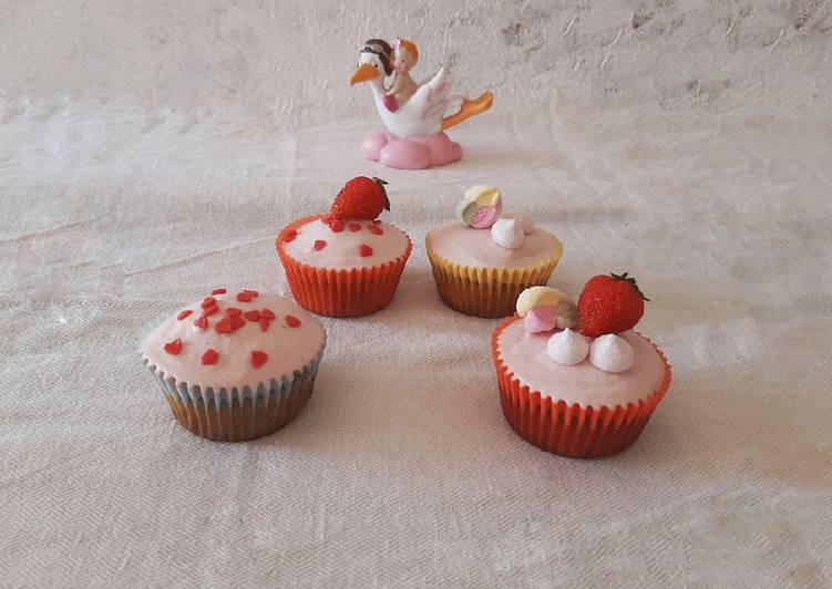 Cupcake alla fragola e cioccolato bianco