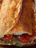 Sandwich à la Mozzarella et au Confit de Tomates