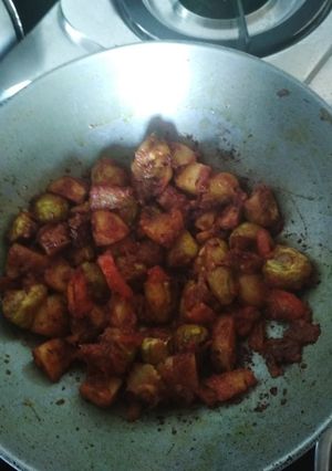 A picture of Potatoes and parwal/ pointed gourd sauteed.