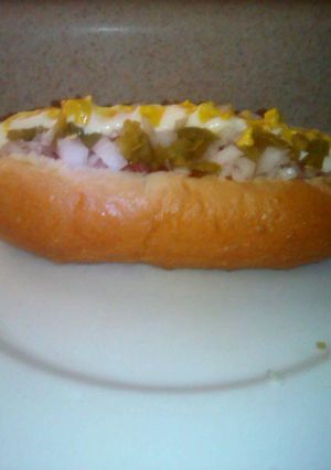 Una foto de Hot dog de vegetales con 2 quesos