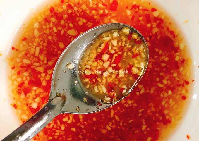 Cách làm nước tương tỏi ớt chua ngọt