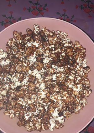 Una foto de Palomitas de maíz con chocolate