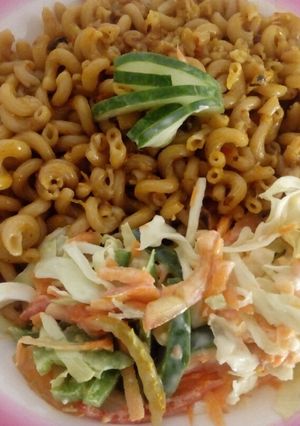 A picture of Mcaroni and salad.