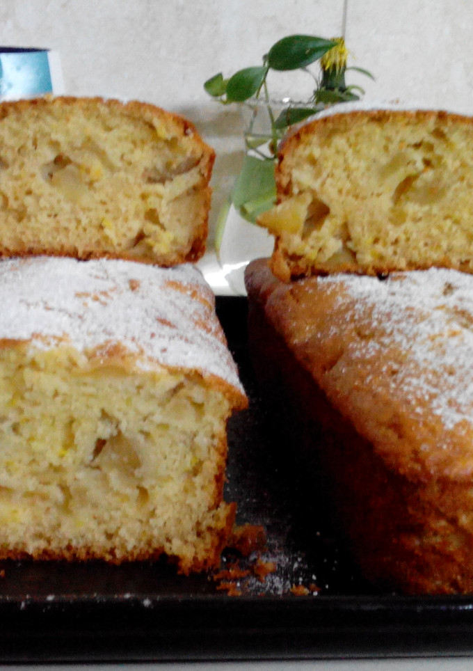 Una foto de Budín de manzanas esponjoso, muy húmedo y rendidor (salen dos)