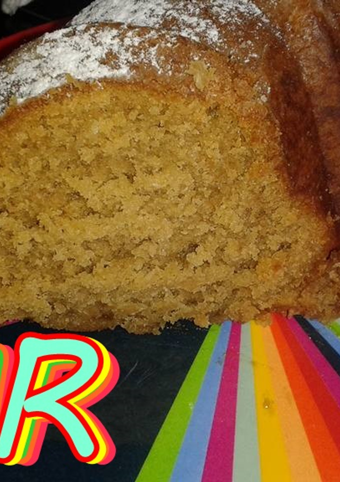 Una foto de Bundt cake de coco