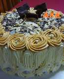 Torta decorada con Crema y Dulce de leche Casera 