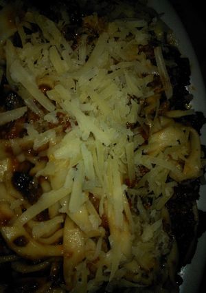Una foto de Cintas anchas al huevo con salsa bolognesa