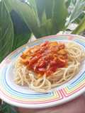 Egg spaghetti, fish balls and beef sausage