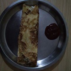 A picture of Paneer stuffed moong chilla.