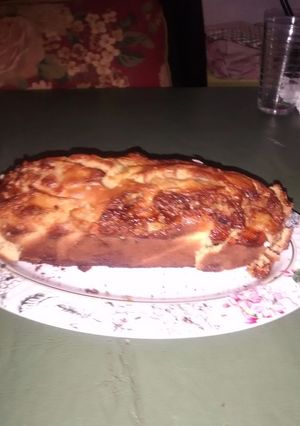 Una foto de Budín de manzanas y azúcar rubia