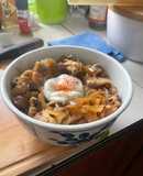 牛肉丼飯
