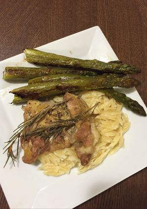 A picture of Maple Dijon chicken.