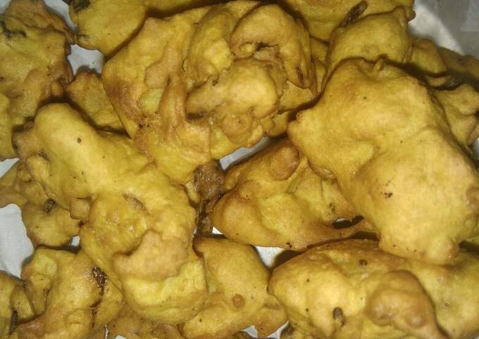 Step-by-Step Guide to Prepare Favorite Potato onion  pakora