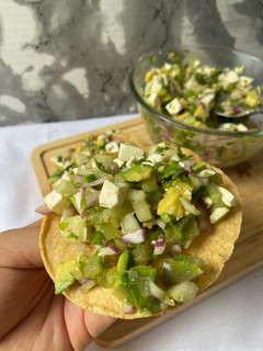 Una foto de Ceviche de queso panela