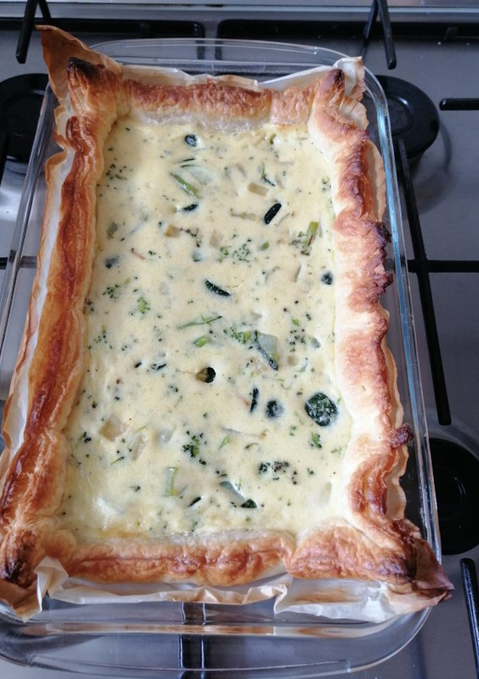 Una foto de Quiche de calabacín y brócoli