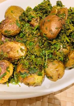 A picture of Methi with baby potatoes.