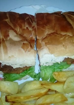 Una foto de Torpedo con seitán y papas al horno ✨😋