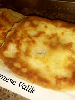 Fokhagymás extra puha indiai kenyér recept fotója