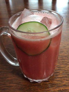 Una foto de Licuado de sandía y pepino 🥒 🍉