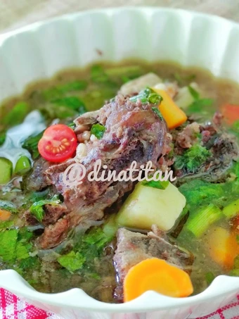 Cara Gampang Menyiapkan Resep Sop Tulang Sapi yang Bikin Ngiler Anti Ribet, Menggugah Selera
