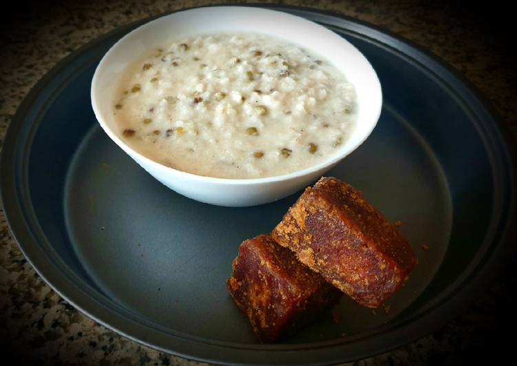 Step-by-Step Guide to Make Quick Padenghi Ganji (Whole Moong-Rice Porridge)