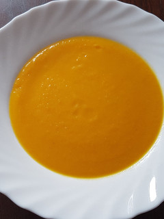 Una foto de Crema de calabaza con zanahoria. Fácil