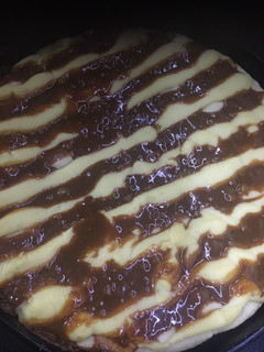 Una foto de Torta con crema pastelera y dulce de leche!!