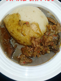 A picture of Semo with baobab soup(miyar kuka) and manshanu.