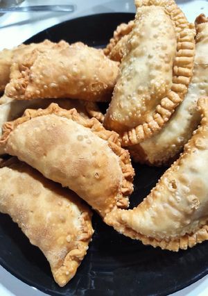 Una foto de Empanadas Fritas de Salmón Ahumado