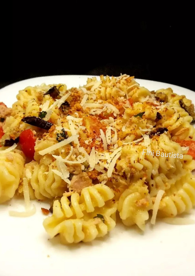 Una foto de Ensalada de pasta con berenjena