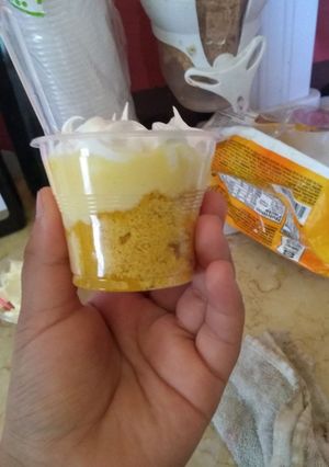 Una foto de Pie de limón en vaso