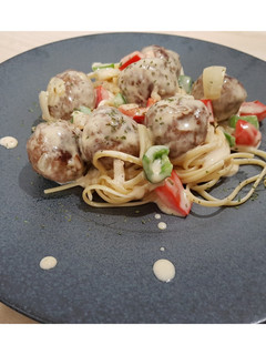 Foto resep Cheesy Meatball Cream Sauce