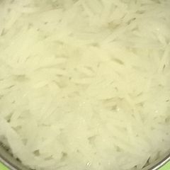 A picture of Plain rice.