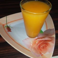 Papaya and pineapple smoothie A picture of Papaya and pineapple smoothie.