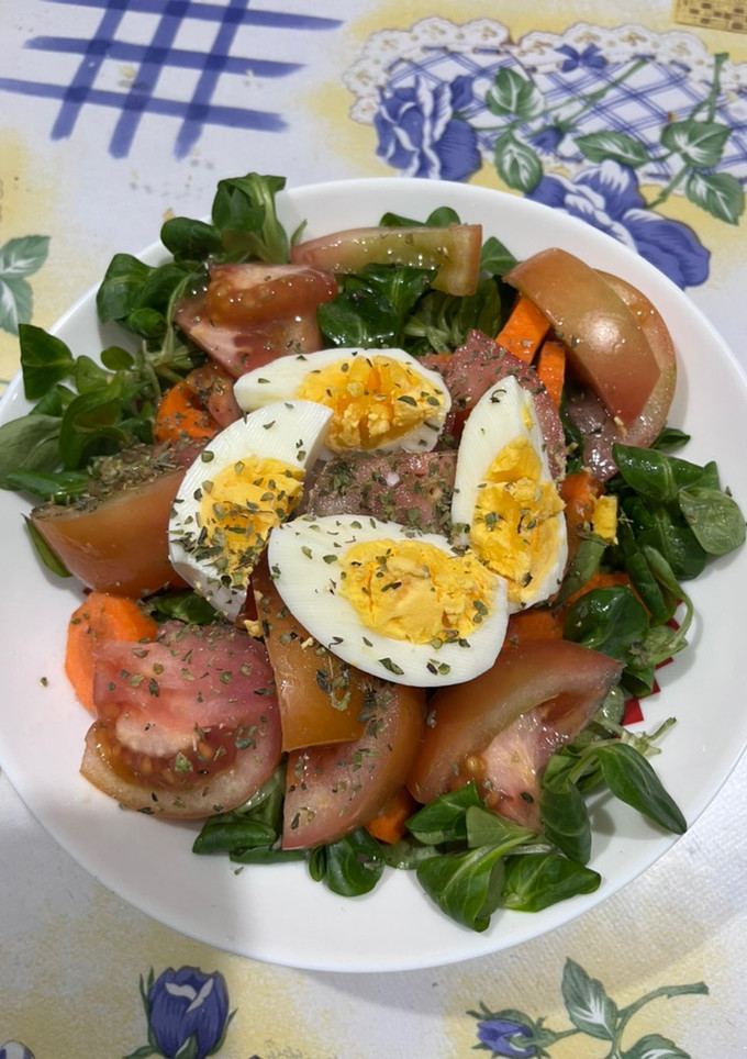 Una foto de Ensalada de canónigos