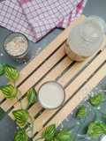 Homemade oatmilk