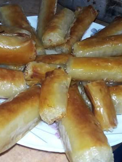 صورة لوصفة صوابع الجلاش المحشيه بالقشطه الكذابه 😁😊😍