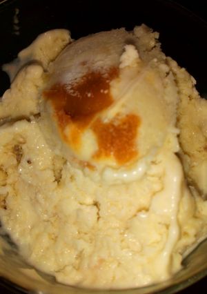 Una foto de Helado de Banana y Dulce leche